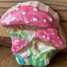 Load image into Gallery viewer, Amanita Muscaria Bath Bombs
